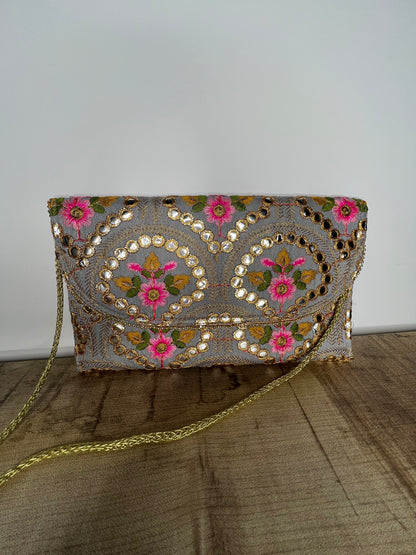 Cartera mano étnica
