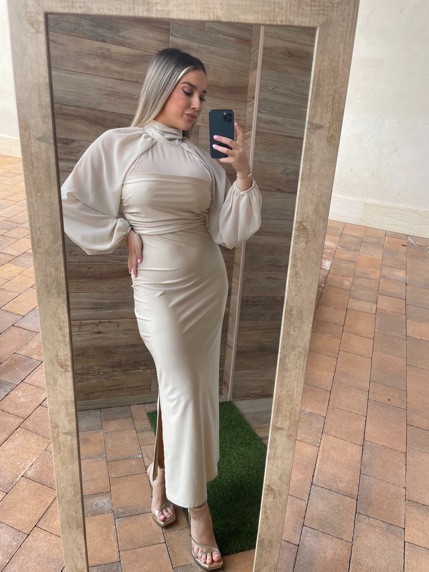 Vestido Gasa Beige