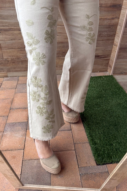 Pantalón beige bordado