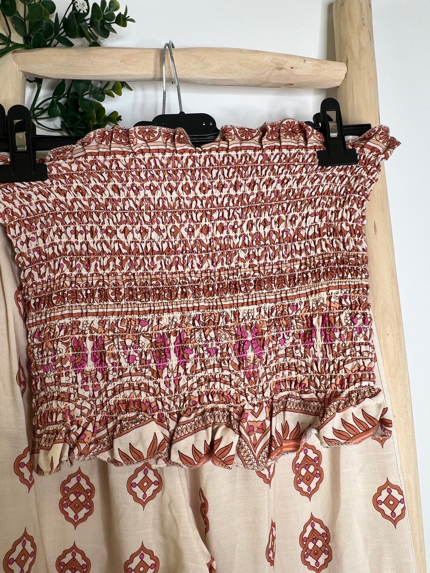 Conjunto étnico Naranja